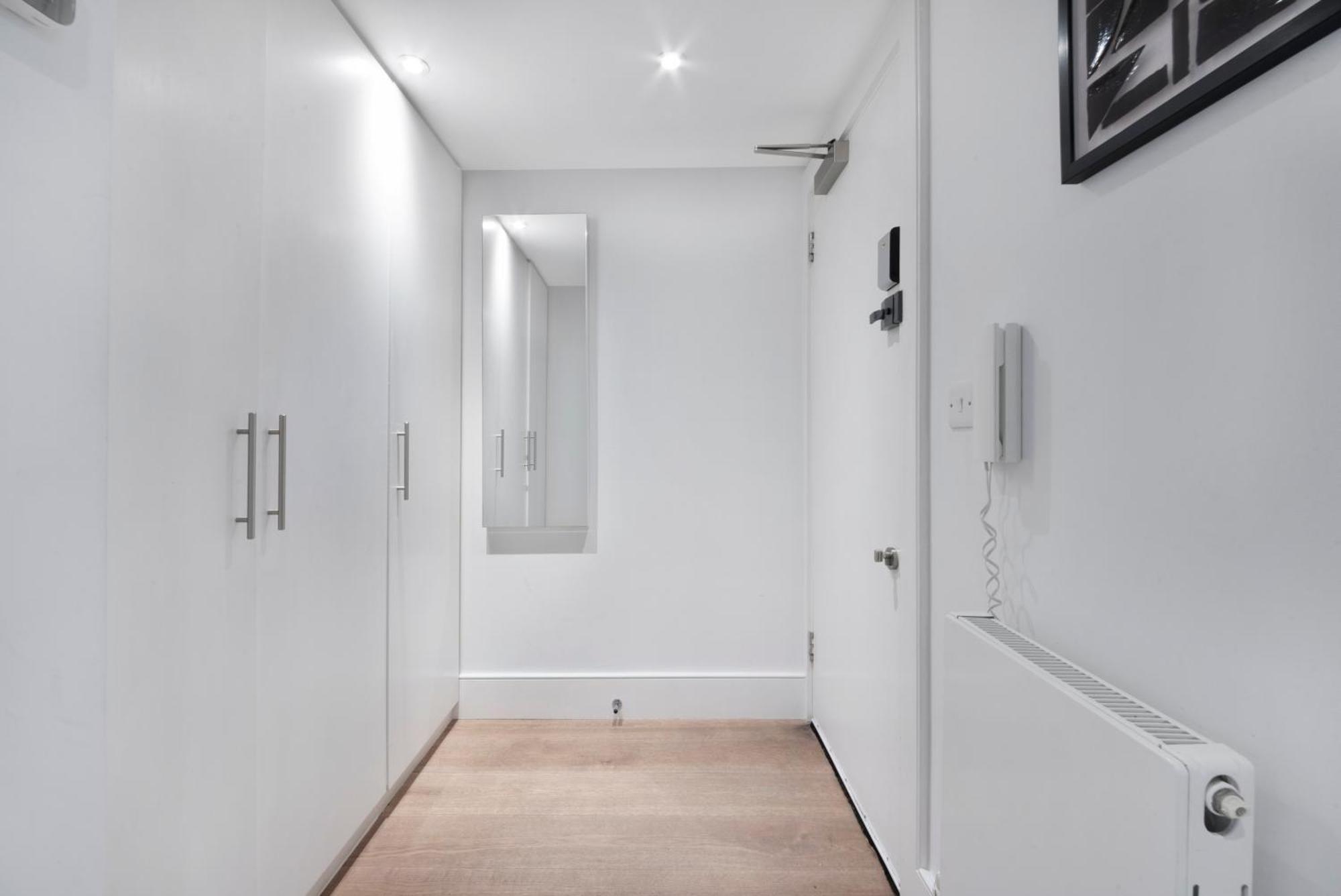 Modern 1 Bed Apartment- Kings Cross Station *